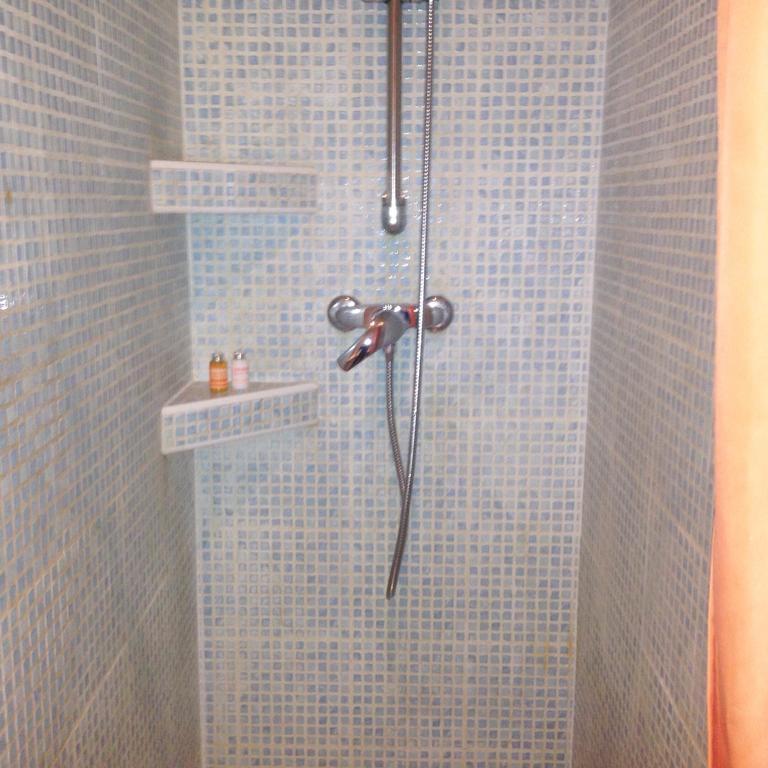 Modern Apartment 2 Bedrooms Quiet Terrace In A Palm Beach Area, 30 Meters From Seaside كان المظهر الخارجي الصورة